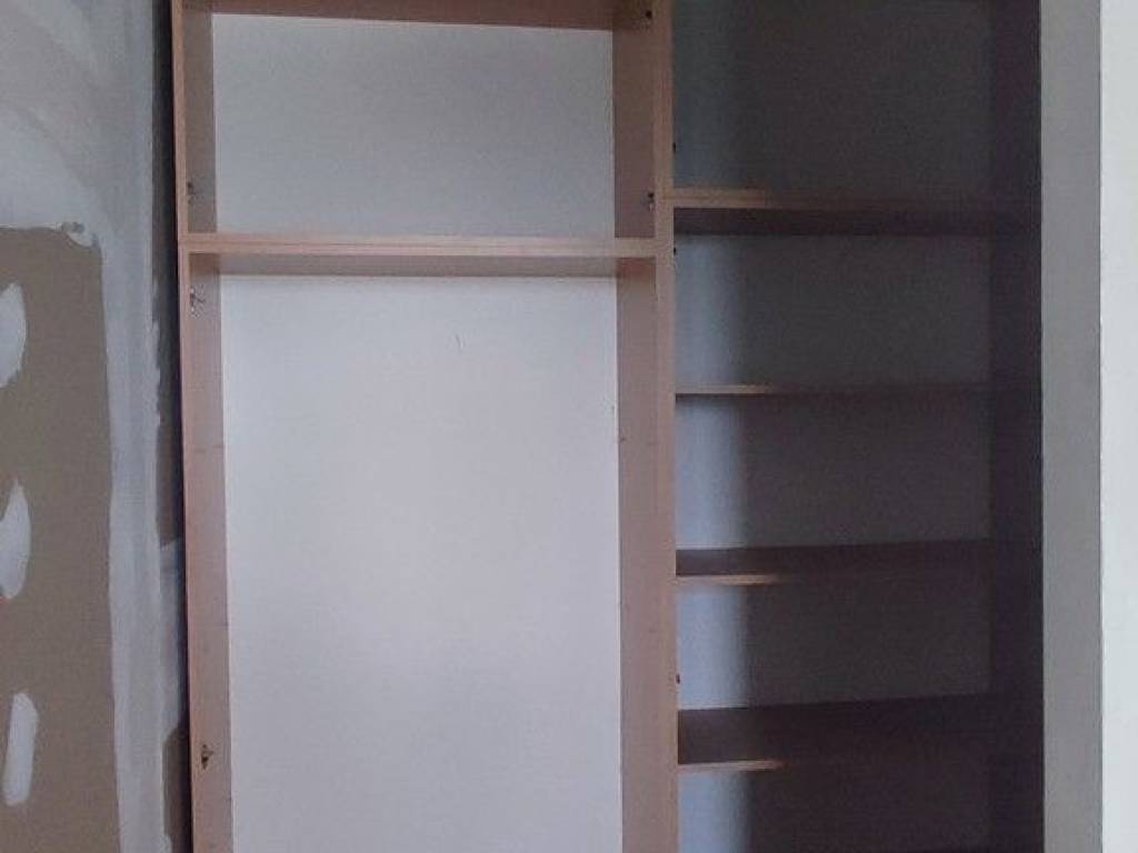 Poslovna zgrada, Najam, Belica, Belica