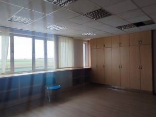 Poslovna zgrada, Najam, Belica, Belica