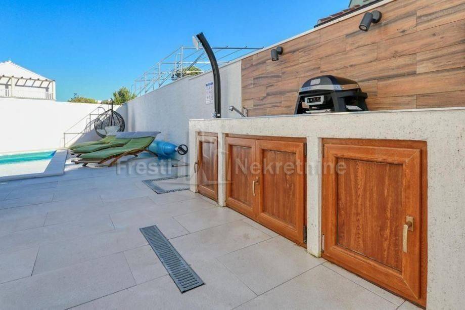 Luksuzna vila, Prodaja, Nin, Zaton