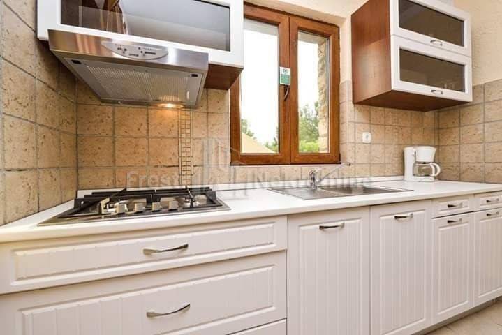 Apartmanska kuća, Prodaja, Vir, Vir