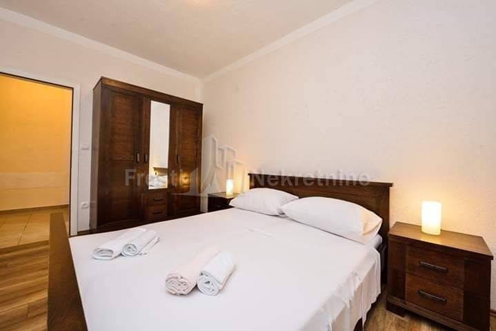 Apartmanska kuća, Prodaja, Vir, Vir