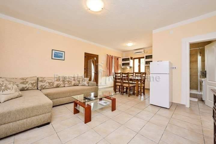 Apartmanska kuća, Prodaja, Vir, Vir