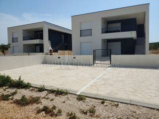 Kuća na moru, Prodaja, Ražanac, Ražanac