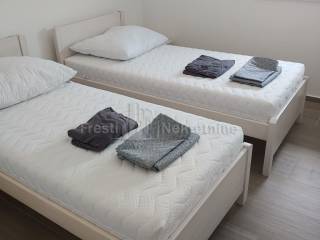 Kuća na moru, Prodaja, Ražanac, Ražanac