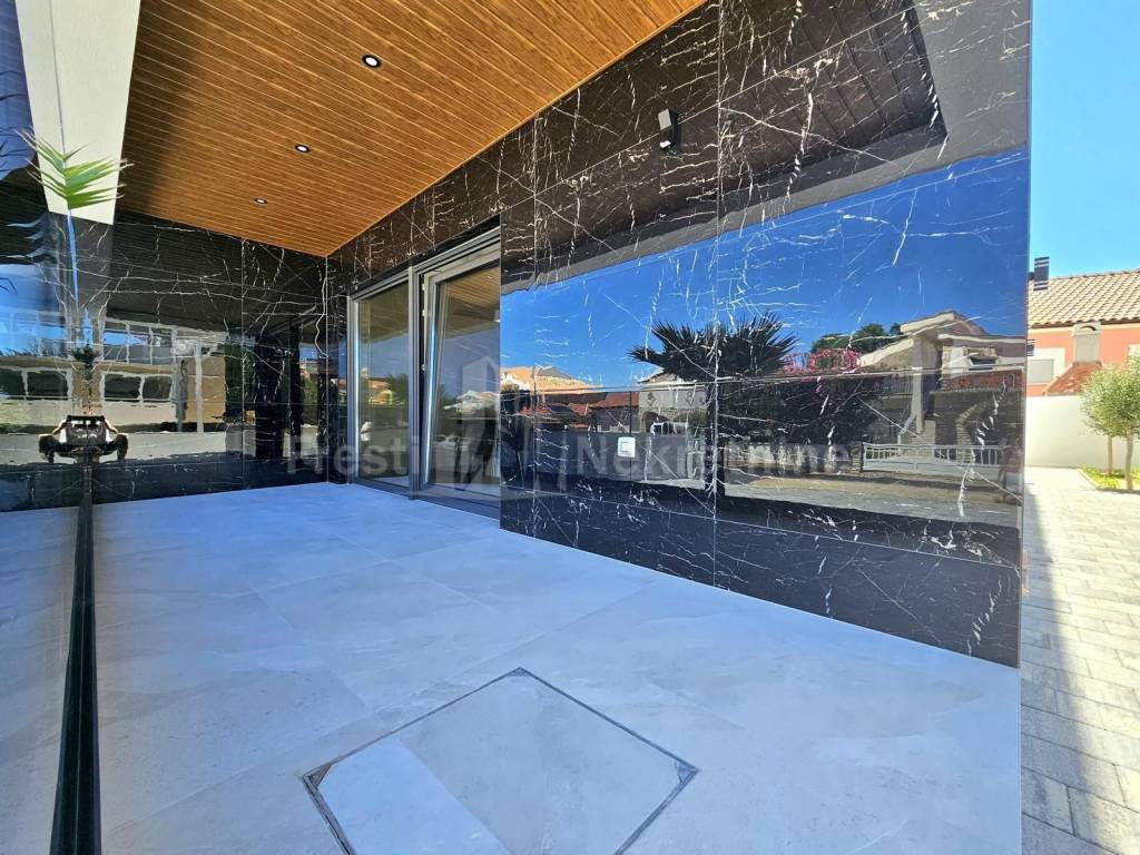 Luksuzna vila, Prodaja, Vir, Vir