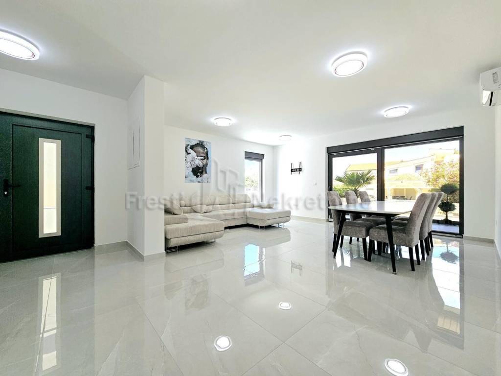 Luksuzna vila, Prodaja, Vir, Vir