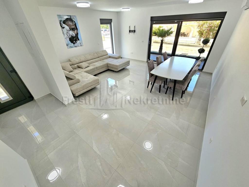 Luksuzna vila, Prodaja, Vir, Vir