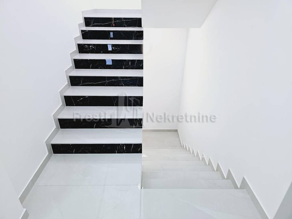 Luksuzna vila, Prodaja, Vir, Vir