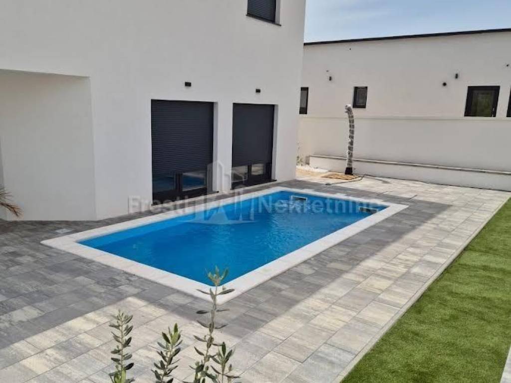 Luksuzna vila, Prodaja, Vir, Vir