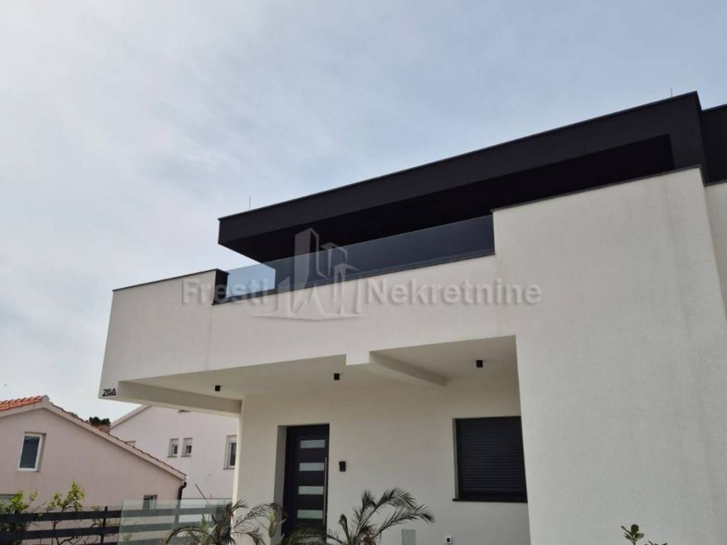 Stan u vili, Prodaja, Vir, Vir