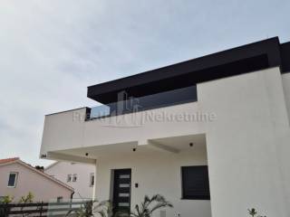 Stan u vili, Prodaja, Vir, Vir