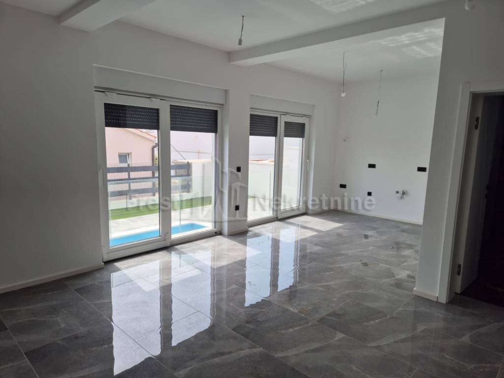 Stan u vili, Prodaja, Vir, Vir