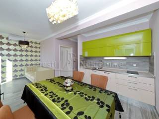 Apartmanska kuća, Prodaja, Privlaka, Privlaka