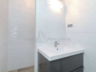 Apartmanska kuća, Prodaja, Privlaka, Privlaka