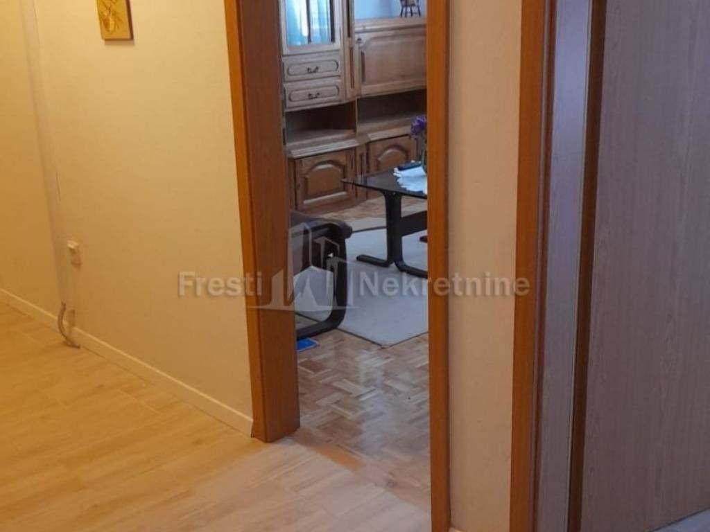 Stan u zgradi, Prodaja, Obrovac, Obrovac