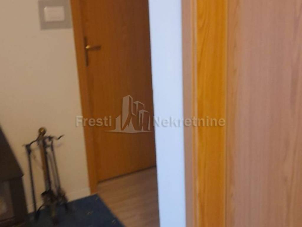 Stan u zgradi, Prodaja, Obrovac, Obrovac