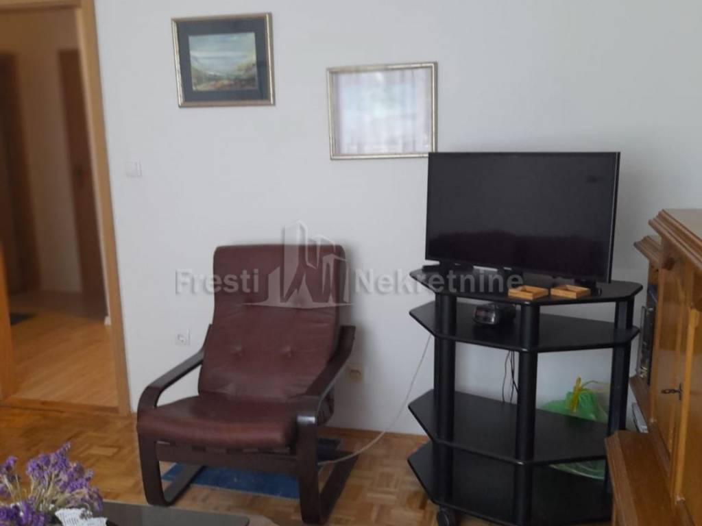 Stan u zgradi, Prodaja, Obrovac, Obrovac