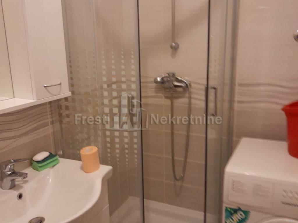 Stan u zgradi, Prodaja, Obrovac, Obrovac