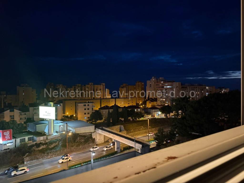 Stan u zgradi, Prodaja, Split, Split