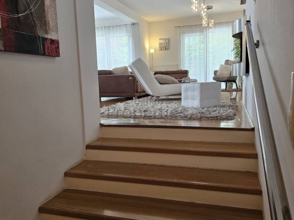 Stan u zgradi, Prodaja, Zagreb, Podsused - Vrapče