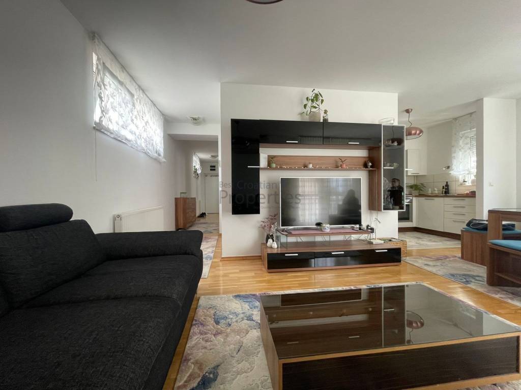 Stan u zgradi, Prodaja, Zagreb, Gornja Dubrava