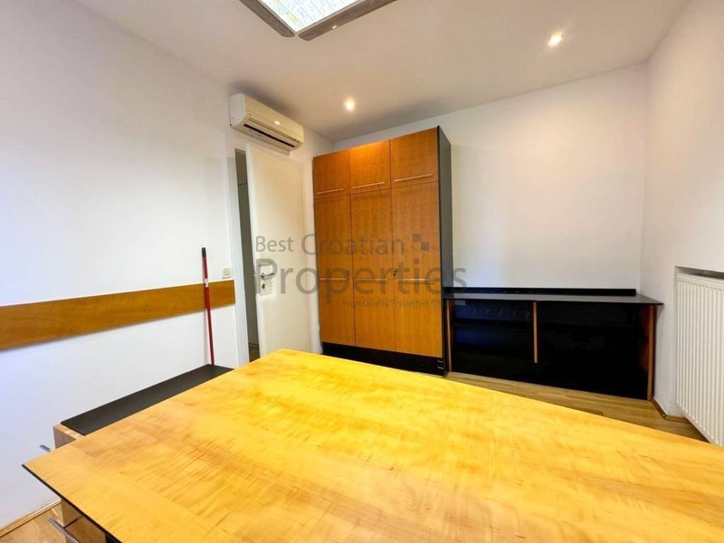 Stan u zgradi, Najam, Zagreb, Donji Grad