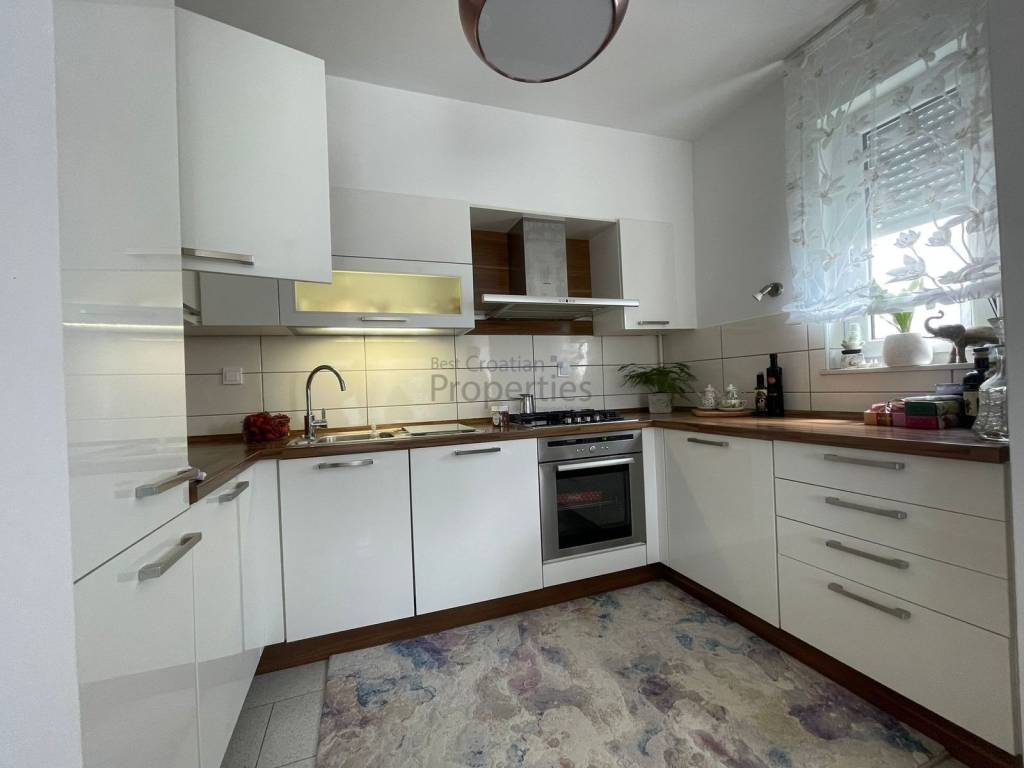 Stan u zgradi, Prodaja, Zagreb, Gornja Dubrava