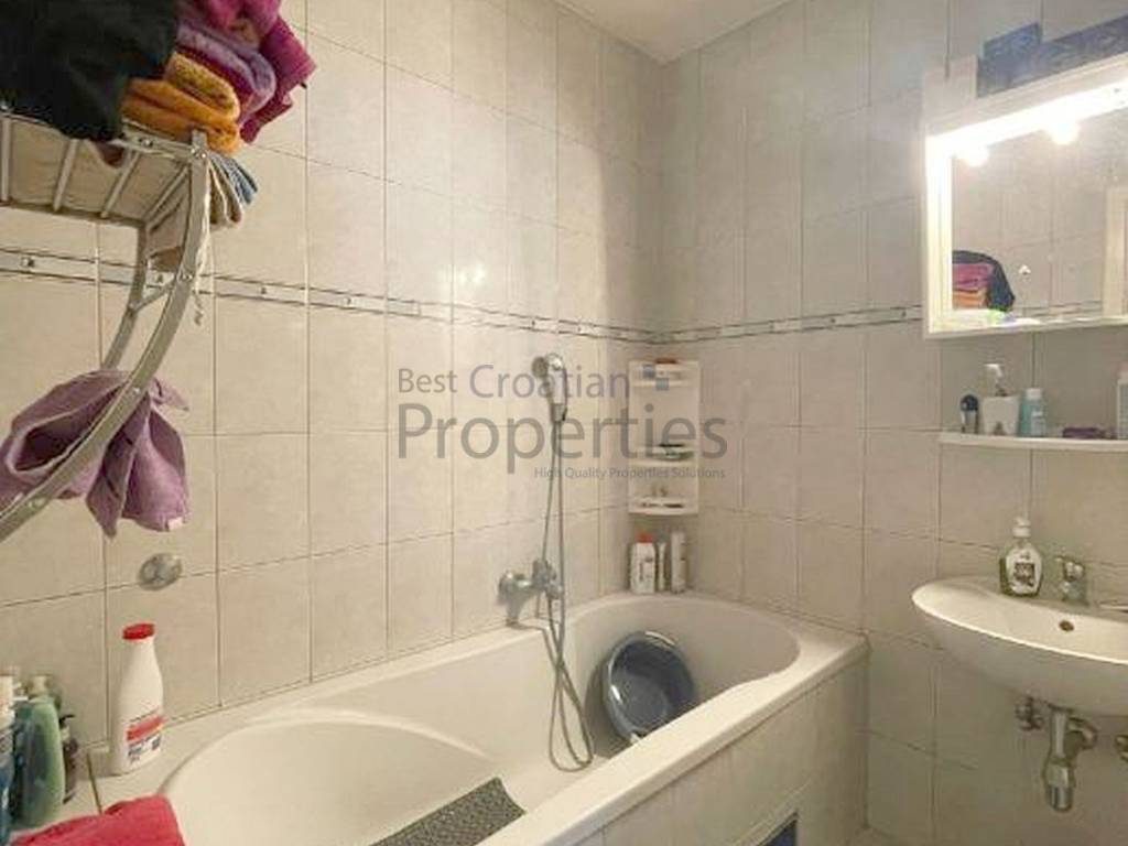 Stan u zgradi, Najam, Zagreb, Trešnjevka - jug