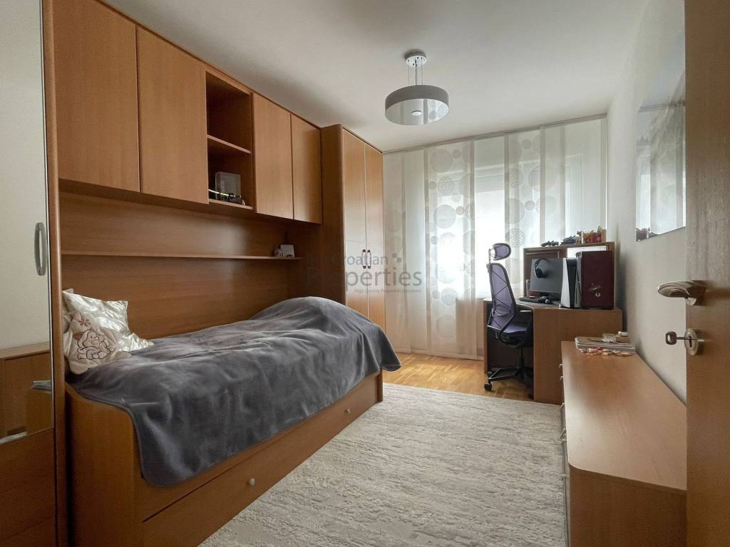 Stan u zgradi, Prodaja, Zagreb, Gornja Dubrava