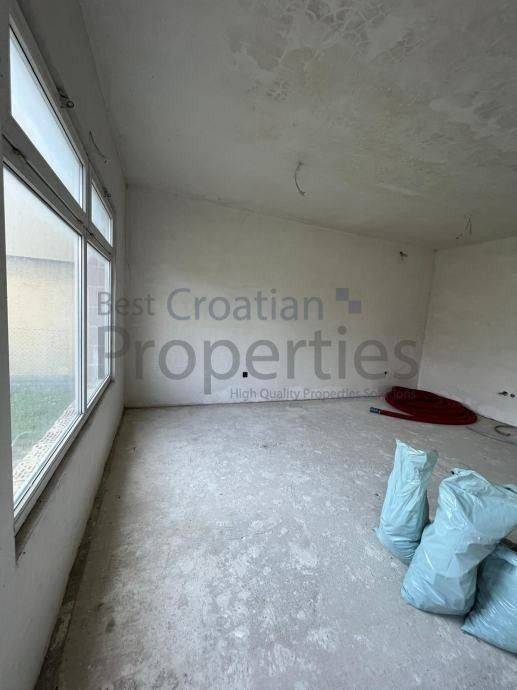 Stambeno poslovni objekt, Prodaja, Sveti Ivan Zelina, Črečan