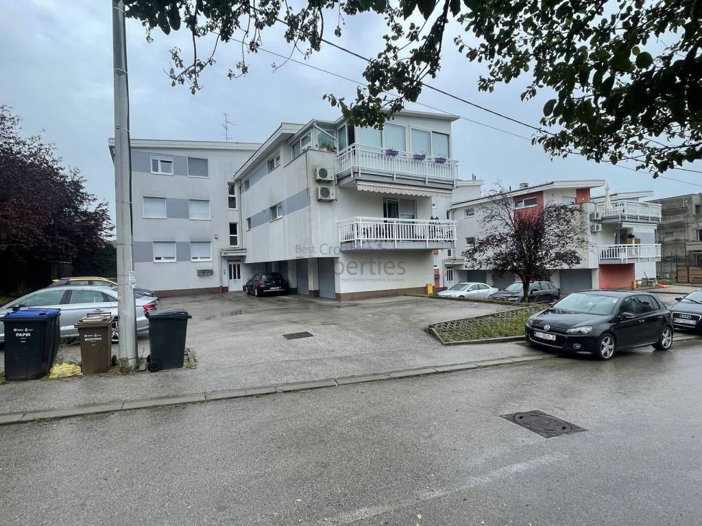 Stan u zgradi, Prodaja, Zagreb, Gornja Dubrava