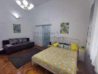 Stan u zgradi, Najam, Zagreb, Gornji Grad - Medveščak