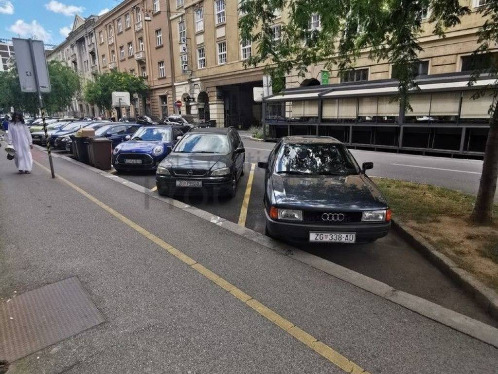 Stan u zgradi, Najam, Zagreb, Gornji Grad - Medveščak