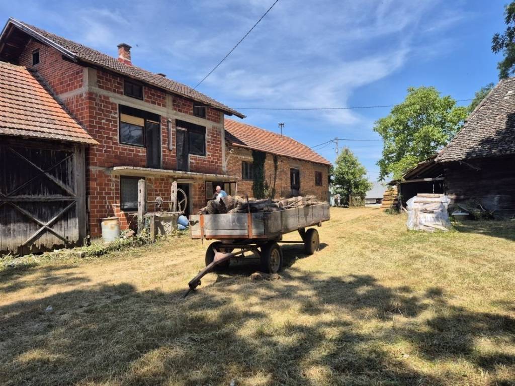 Samostojeća kuća, Prodaja, Pisarovina, Bratina