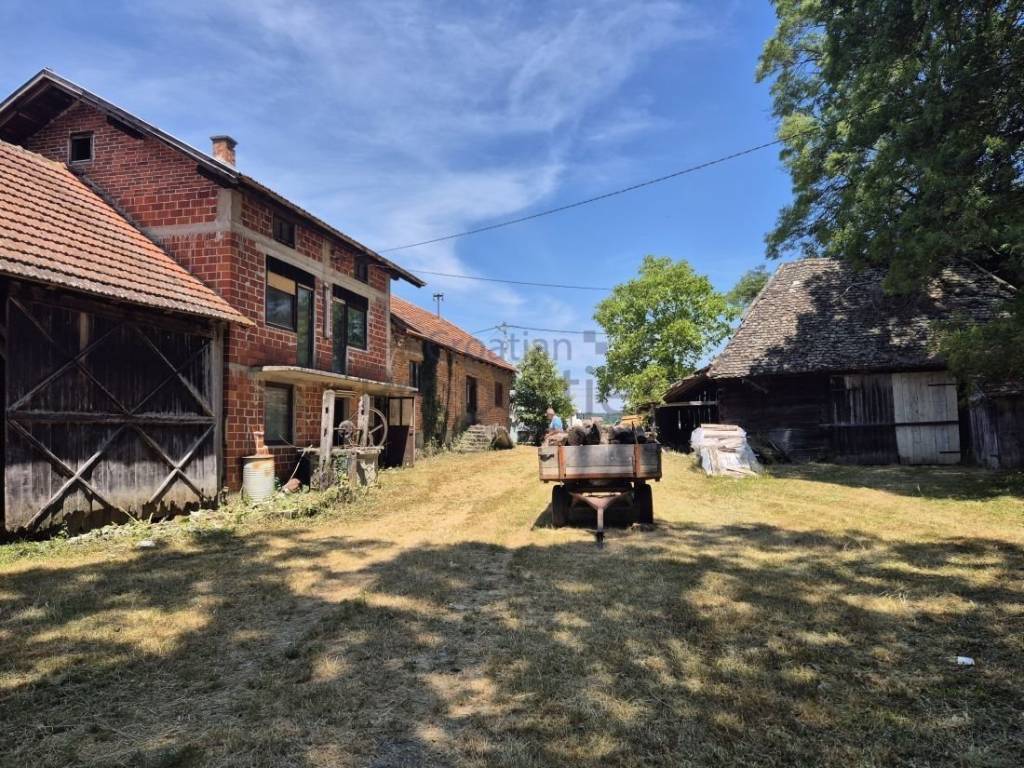 Samostojeća kuća, Prodaja, Pisarovina, Bratina