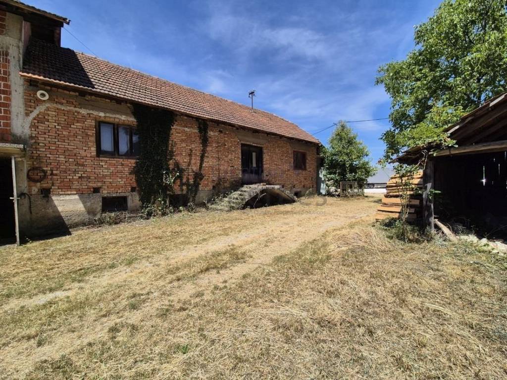 Samostojeća kuća, Prodaja, Pisarovina, Bratina