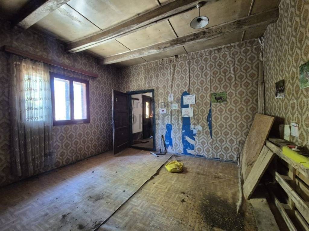 Samostojeća kuća, Prodaja, Pisarovina, Bratina