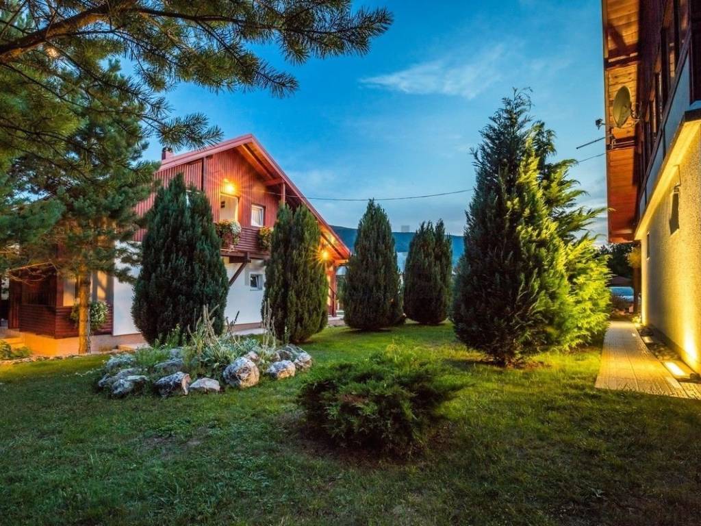 Apartmanska kuća, Prodaja, Plitvička jezera, Rudanovac