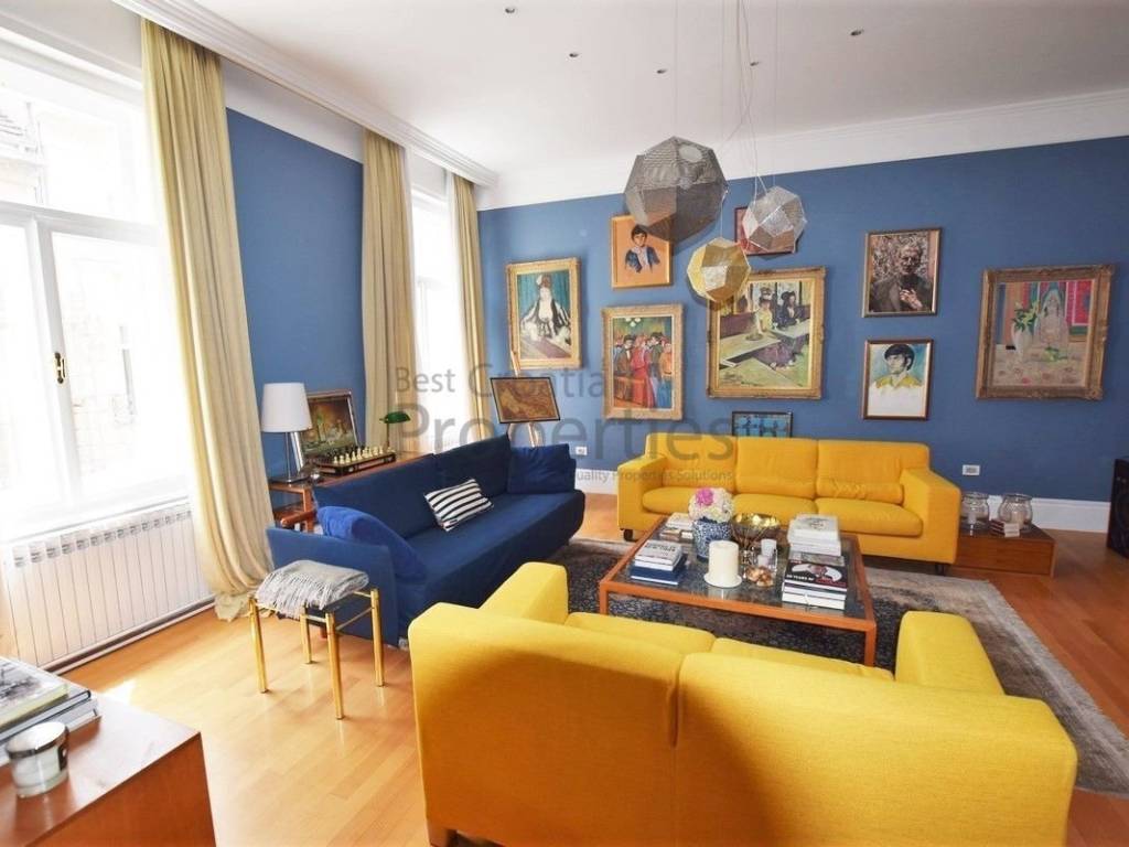 Stan u zgradi, Najam, Zagreb, Gornji Grad - Medveščak