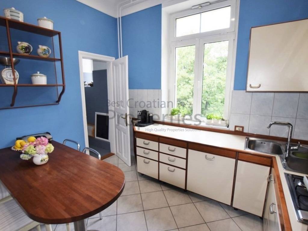 Stan u zgradi, Najam, Zagreb, Gornji Grad - Medveščak