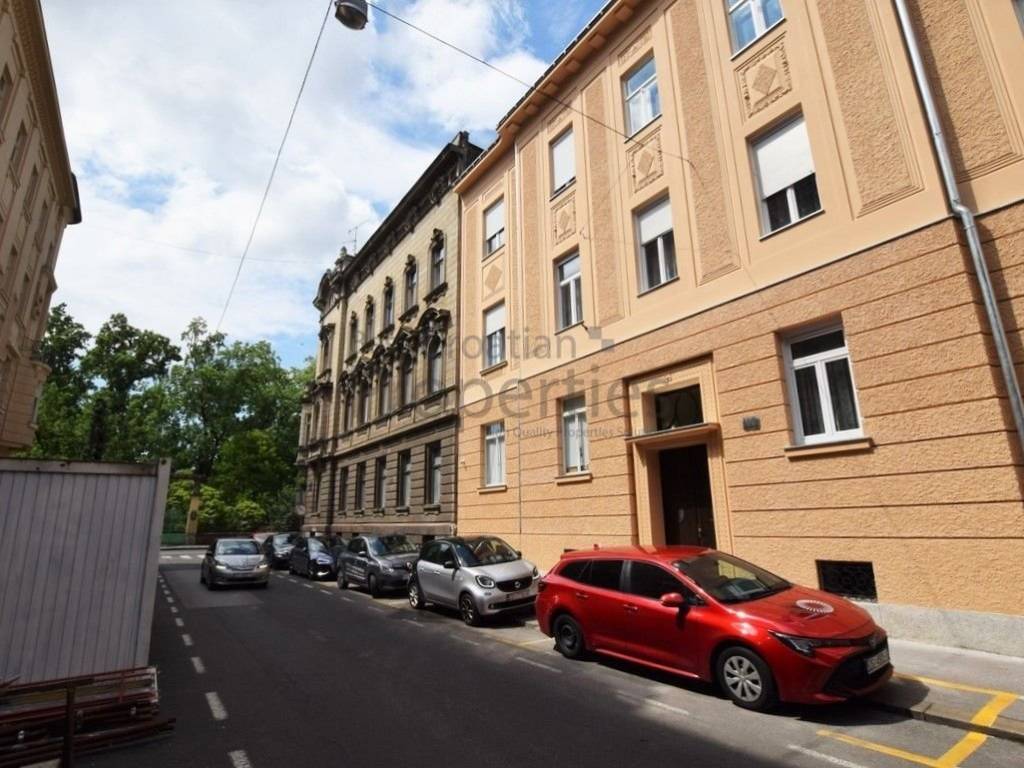 Stan u zgradi, Najam, Zagreb, Gornji Grad - Medveščak