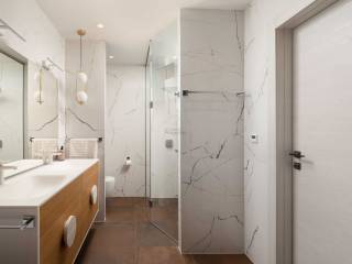 Vila, Prodaja, Zemunik donji, Smoković