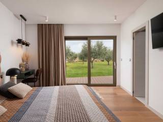 Vila, Prodaja, Zemunik donji, Smoković