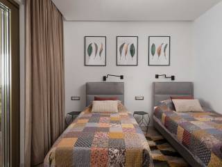 Vila, Prodaja, Zemunik donji, Smoković