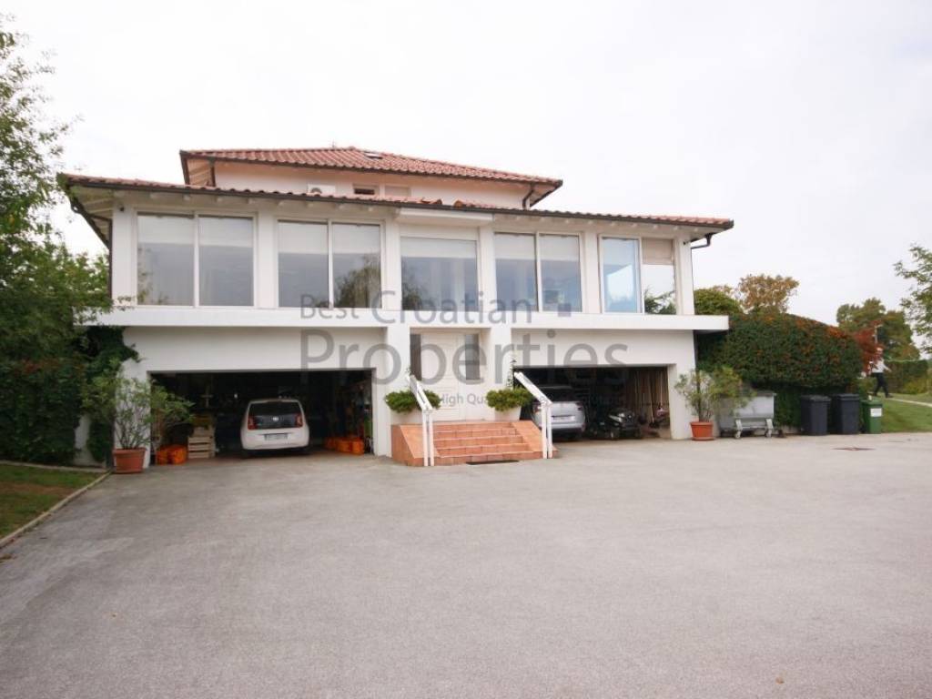 Vila, Prodaja, Stupnik, Donji Stupnik