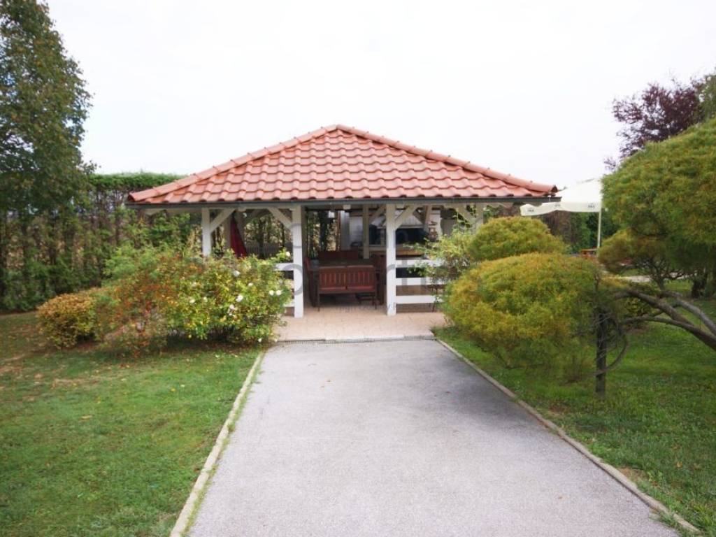 Vila, Prodaja, Stupnik, Donji Stupnik