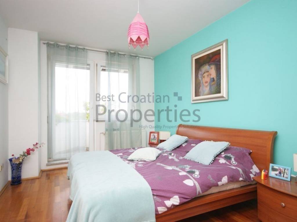 Vila, Prodaja, Stupnik, Donji Stupnik