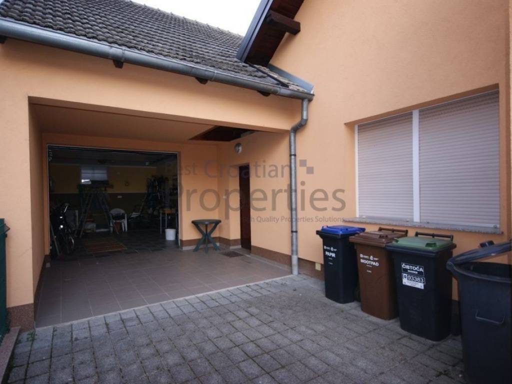 Obiteljska kuća, Prodaja, Zagreb, Sesvete