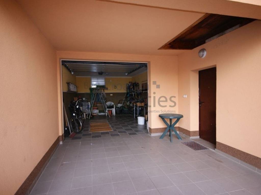 Obiteljska kuća, Prodaja, Zagreb, Sesvete