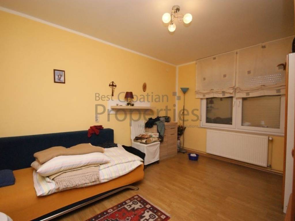 Obiteljska kuća, Prodaja, Zagreb, Sesvete